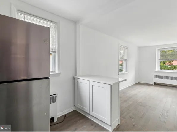2307 Haverford Rd APT C, Ardmore, PA 19003
