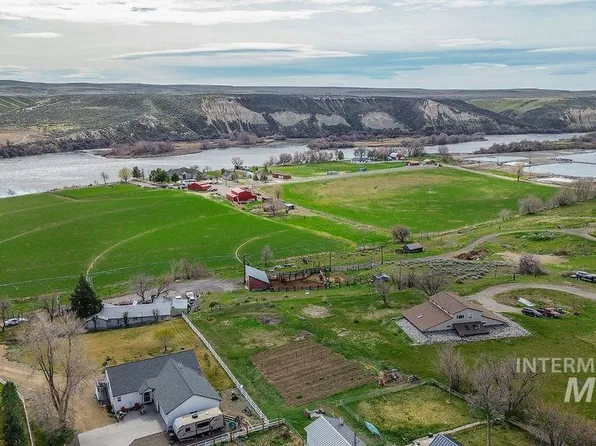 803 S Boise St, Glenns Ferry, ID 83623