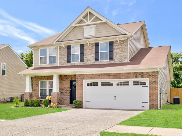 1013 Prince St, Spring Hill, TN 37174