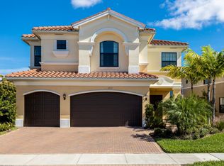 13755 Luna Dr, Naples, FL 34109