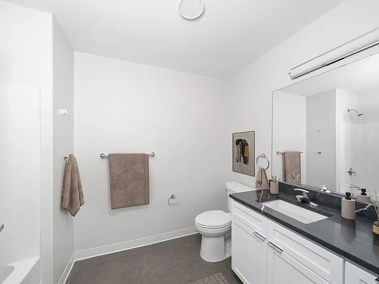 Wall Street Place Apartments — Photo 1