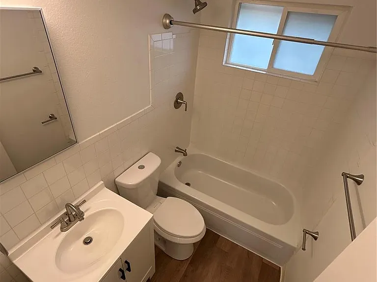 1119 Rosemary St #2 — Photo 4