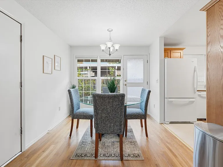 5330 SW Mayfair Ct — Photo 12