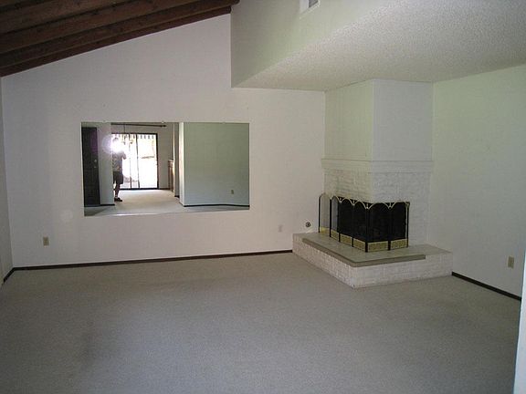 4th image of 152 Blue Wing Dr