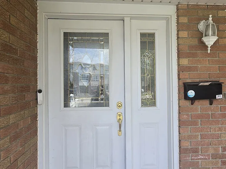 122 Kingswood Dr — Photo 3