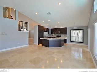 1200 NW 185th Ter, Pembroke Pines, FL 33029