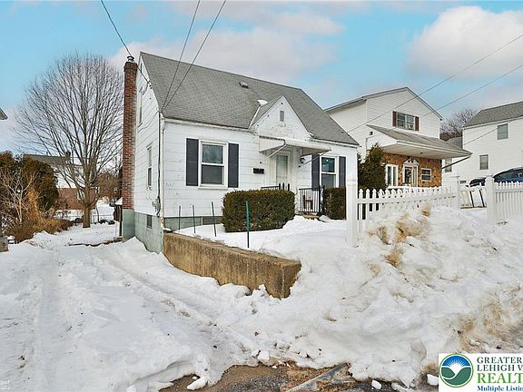 2nd image of 1338 Fretz Ave
