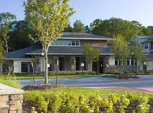 2540 Pine Shadows Dr APT 812, Huntsville, TX 77320