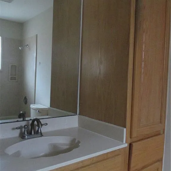 808 W Bronze Dr #C — Photo 11