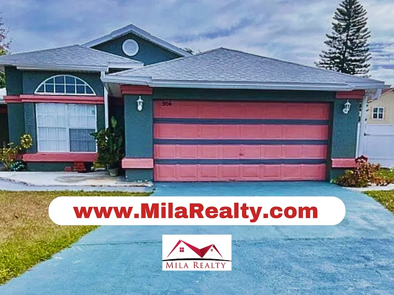 208 Coral Reef Cir — Photo 1