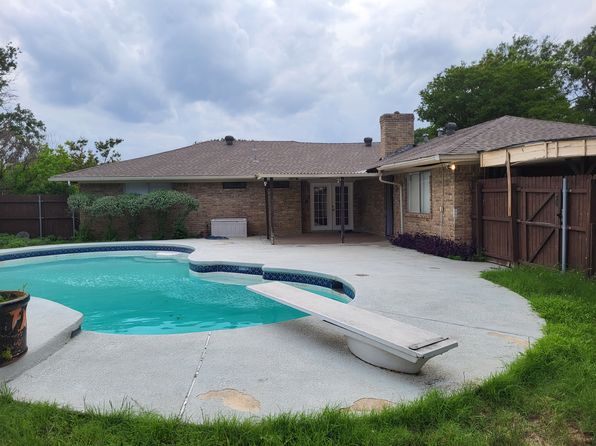 504 Spring Willow Dr