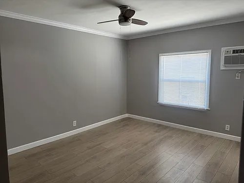 1414 N Hobart Blvd #13 Photo 1