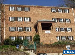 1709 Jefferson Park Ave APT 5, Charlottesville, VA 22903