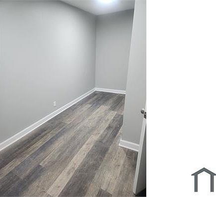 3rd image of 10057 S Avenue L #1