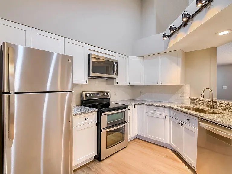 7417 Wisconsin Ct — Photo 3
