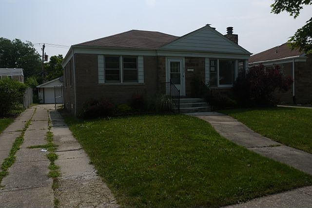 1st image of 1933 Newcastle Ave
