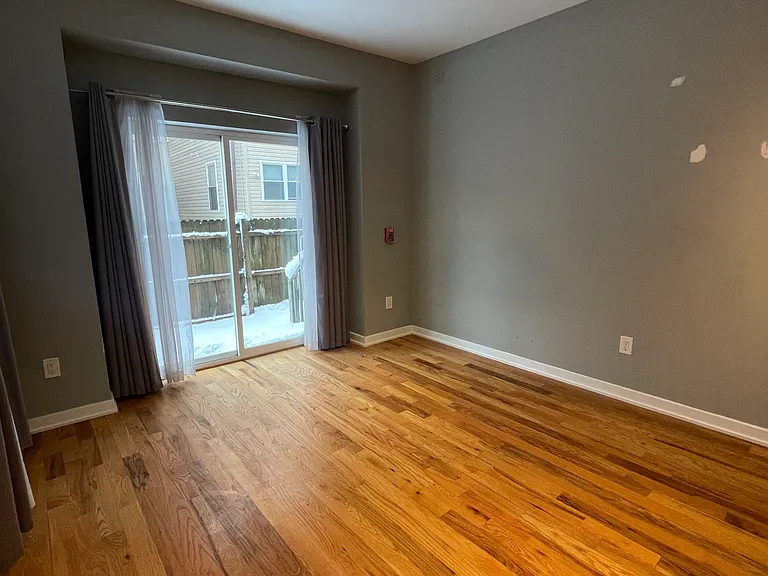 533 Budd St #D1 — Photo 8