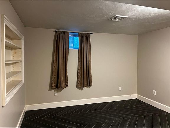 4th image of 22 Pallas St #G