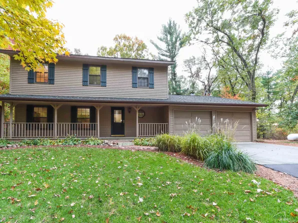 10129 Pine Hill Rd, Amherst Junction, WI 54407