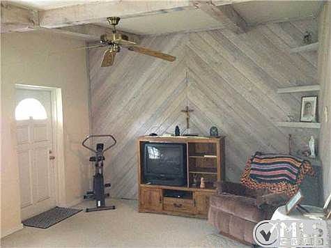 2nd image of 2623 Lorraine Ct