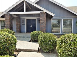 1535 W Harter Ave, Visalia, CA