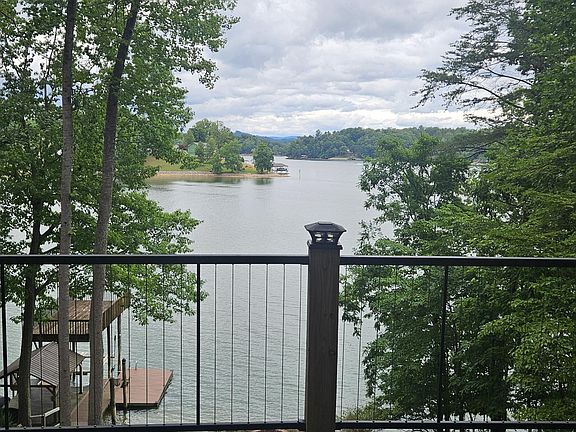 5th image of 67 Overlook Rd