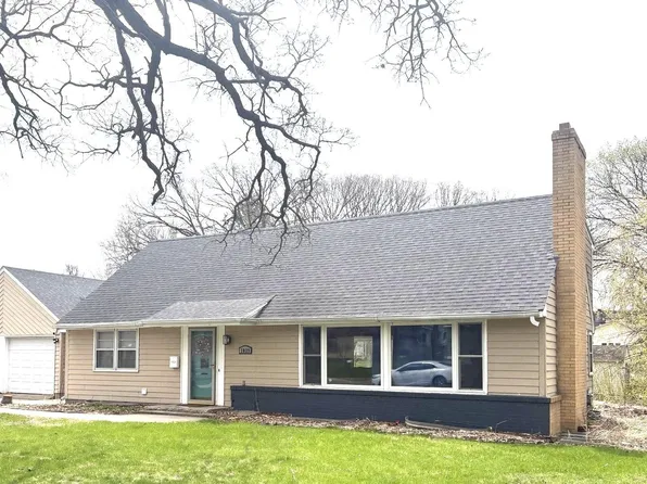 1039 W Summit Ave, Fergus Falls, MN 56537