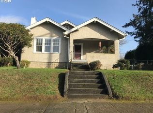986 N Collier St, Coquille, OR 97423