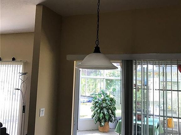 3rd image of 2517 SW Savona Blvd