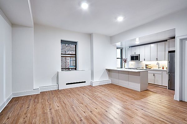 1st image of 50 W 34th St APT 6A6