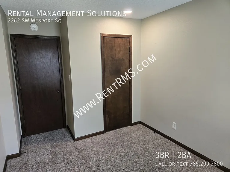 2262 SW Westport Sq — Photo 9