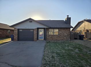 314 1st St, Kremlin, OK 73753