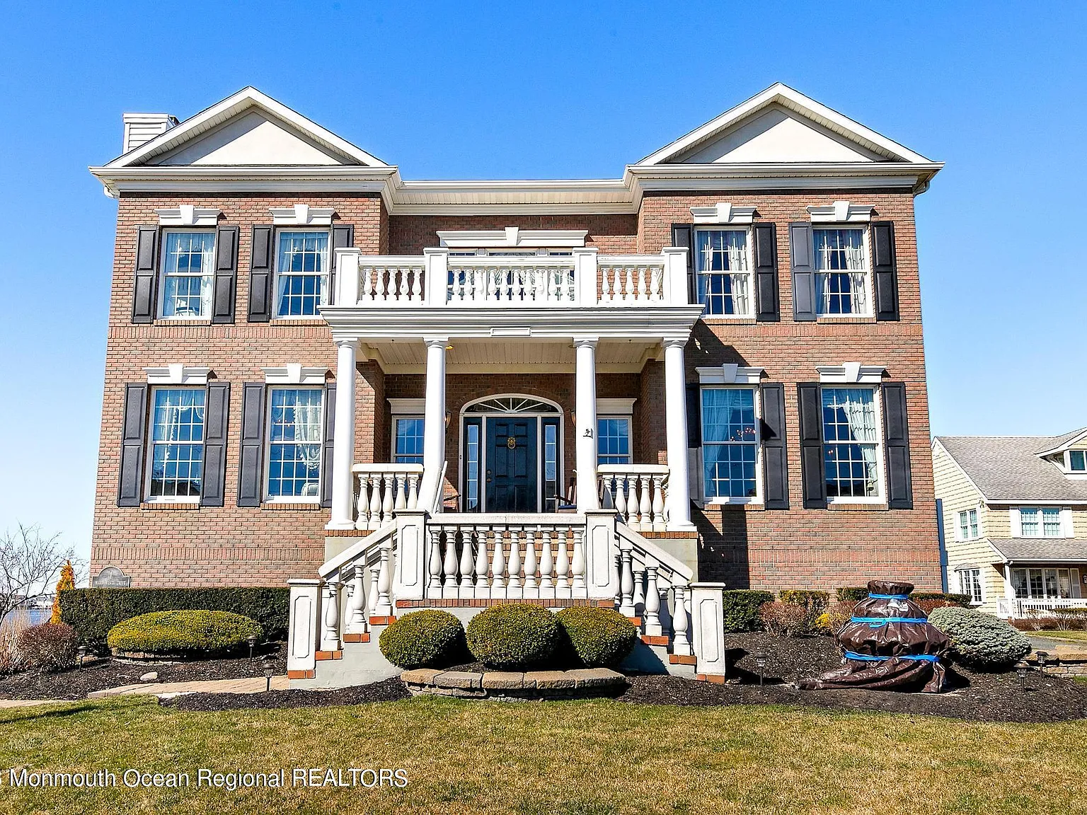 4 bed, 2.5 bath, $11,000 — Photo 4
