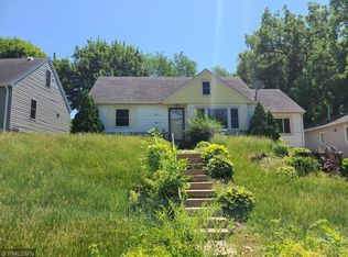 2766 McNair Dr, Robbinsdale, MN 55422