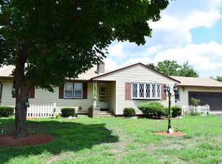 15 Mount Vernon Cir, Lawrence, MA 01843