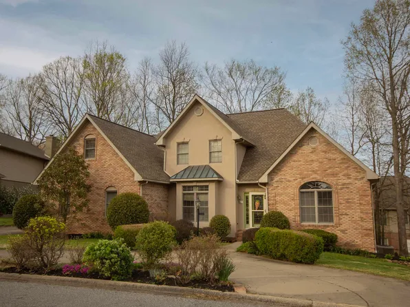 930 Lakeview Dr, Paducah, KY 42003