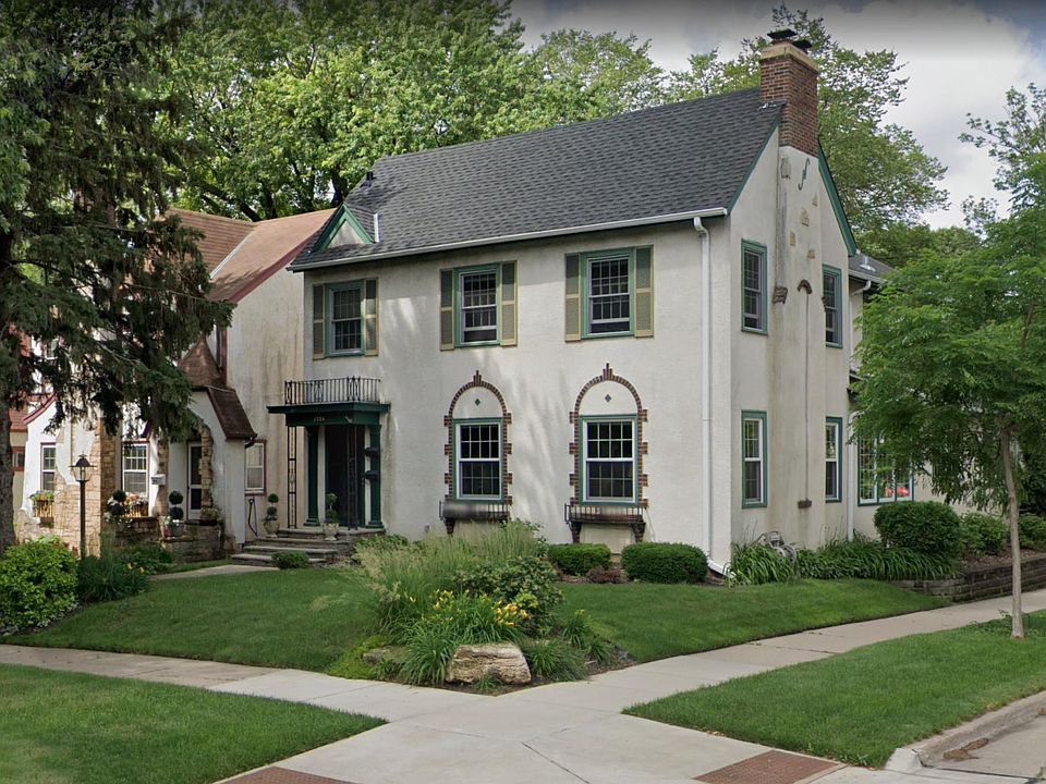 1st image of 2254 Arthur St NE