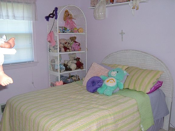 4th image of 1118 Parkview Ln