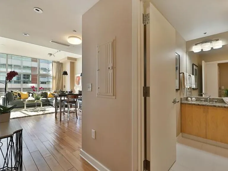 207 King St — Photo 10
