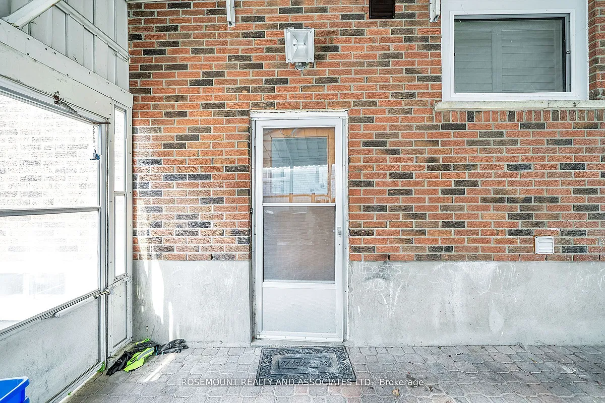 Building Photo - 50 Seneca Ave #BASEMENT