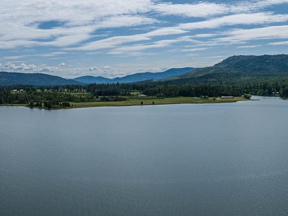 1st image of 475 Campbell Point Rd