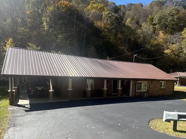 11432 Slate Creek Rd, Grundy, VA 24614