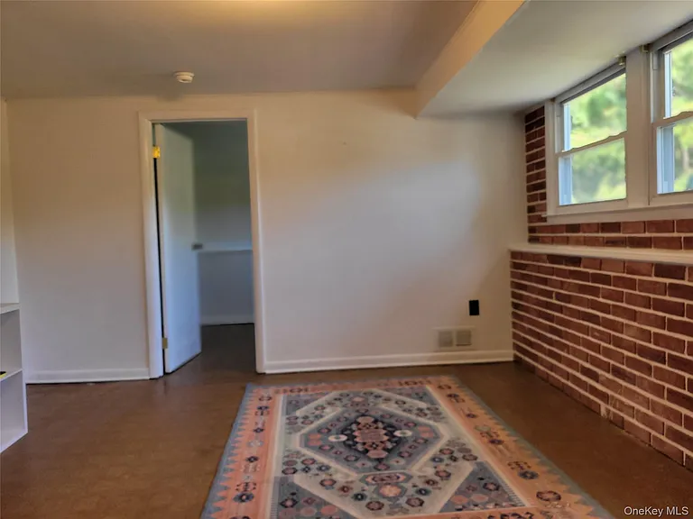 66 Phillips St — Photo 16