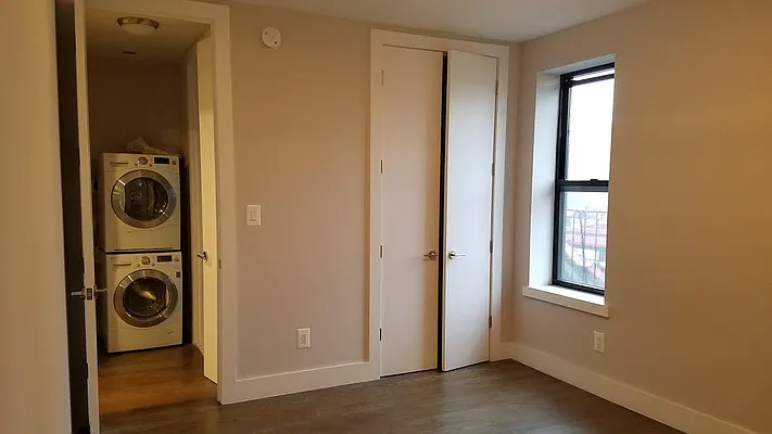 Rented by Bruma Realty LLC | media 36