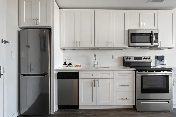 Rented by Modern Spaces | media 2