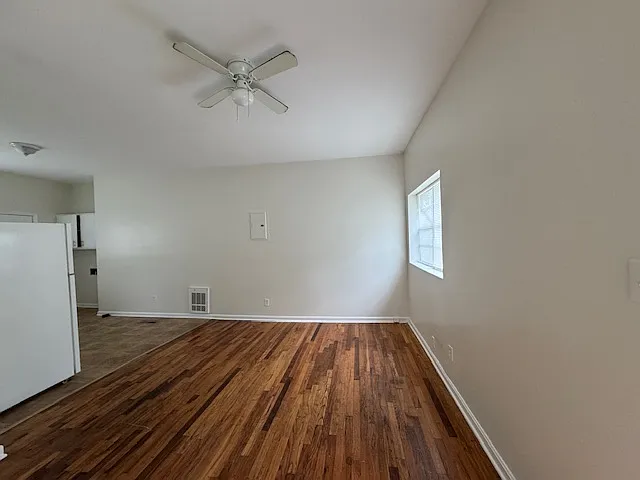 1 bed, 600 sqft, $725 — Photo 2