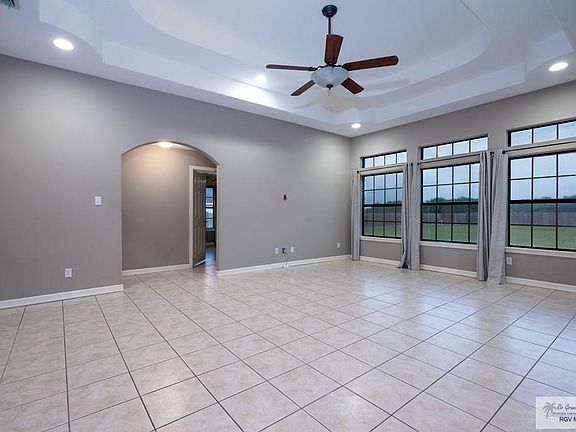 4th image of 16724 Lantana Dr