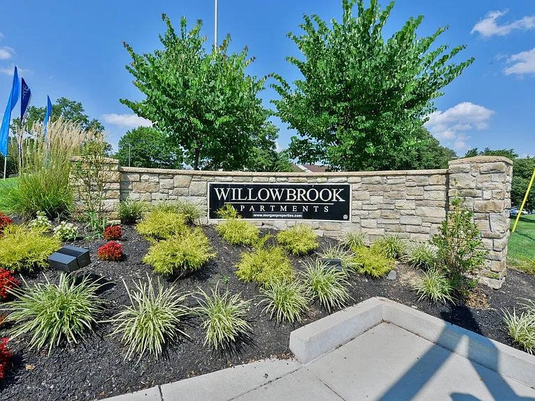 Willowbrook Apartment Homes — Photo 28