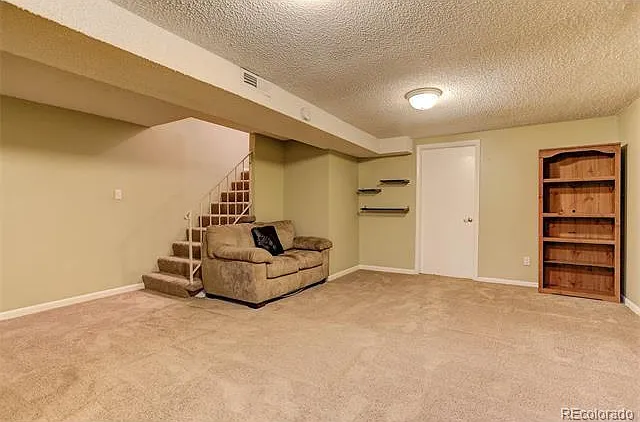 520 Gladiola St — Photo 5