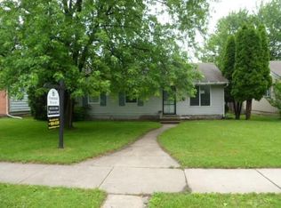2111 Hermon Ave, Zion, IL 60099